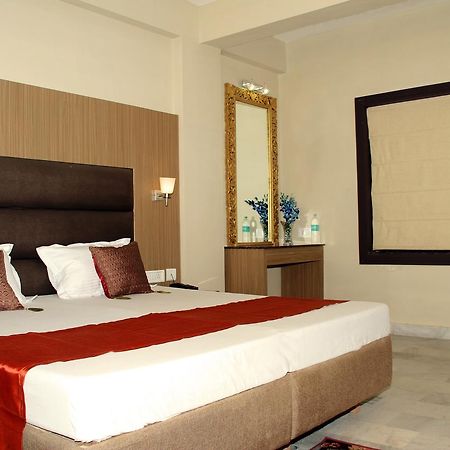 Hotel Gathbandhan Agra  Eksteriør billede